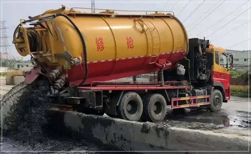 召陵沉淀池清理案例