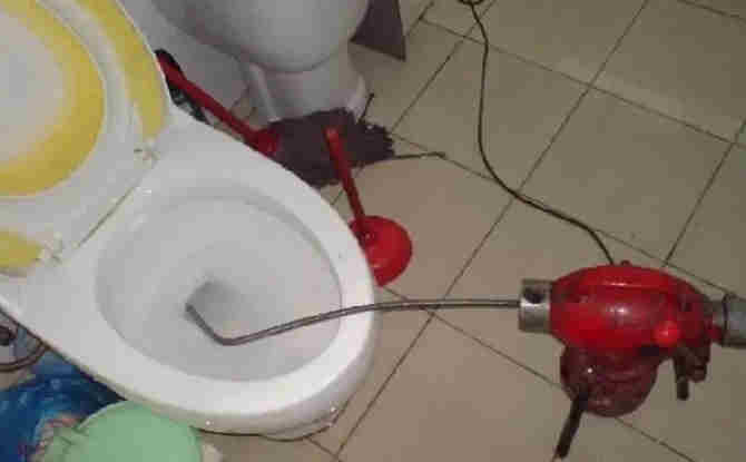 召陵马桶通下水